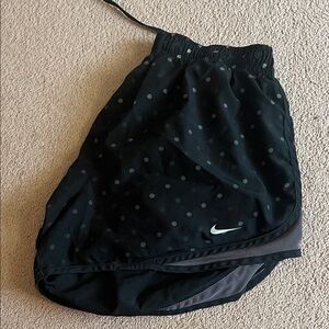 Nike Black Polka Dot Athletic Shorts Size Medium- Women’s